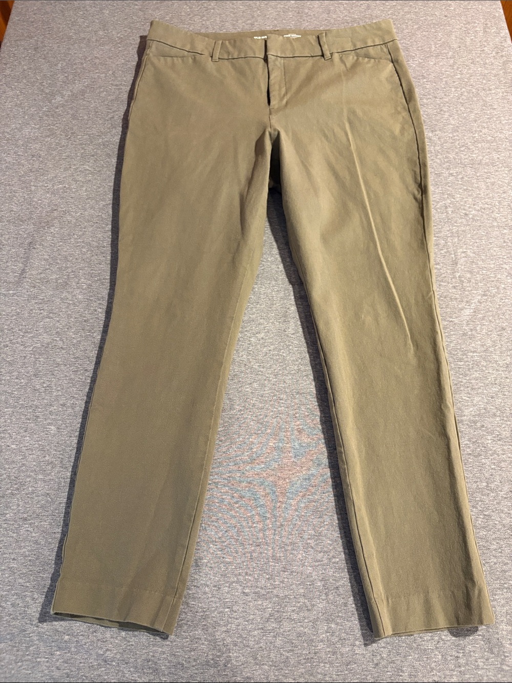 Old Navy Olive Skinny Chino Pants